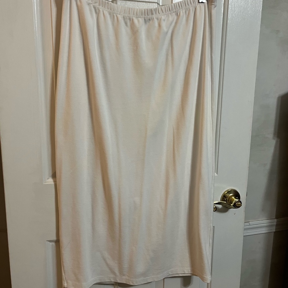 Nuggles White Long pencil Skirt